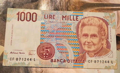 Italy 1000 lire banknote 1990 - italy,
